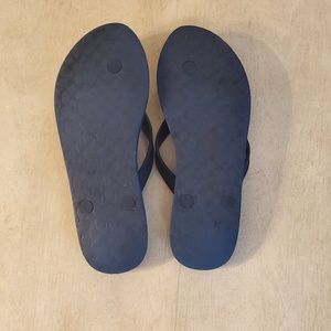 Coach Shoes - Coach Flip Flops | Navy & White Coach Shoes - Coach Flip Flops | Navy & White